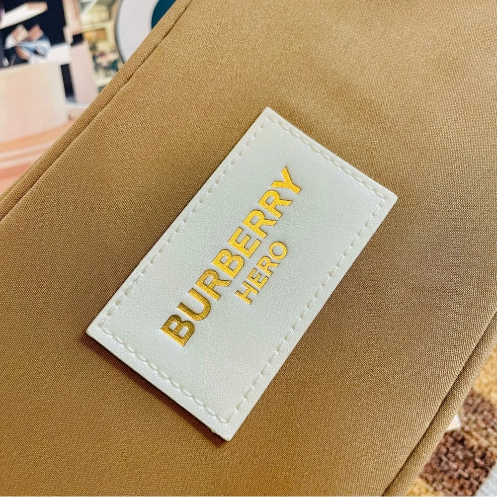 Burberry Cosmetic‎ Pouch